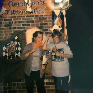 Meet your Posher, Lyndsie